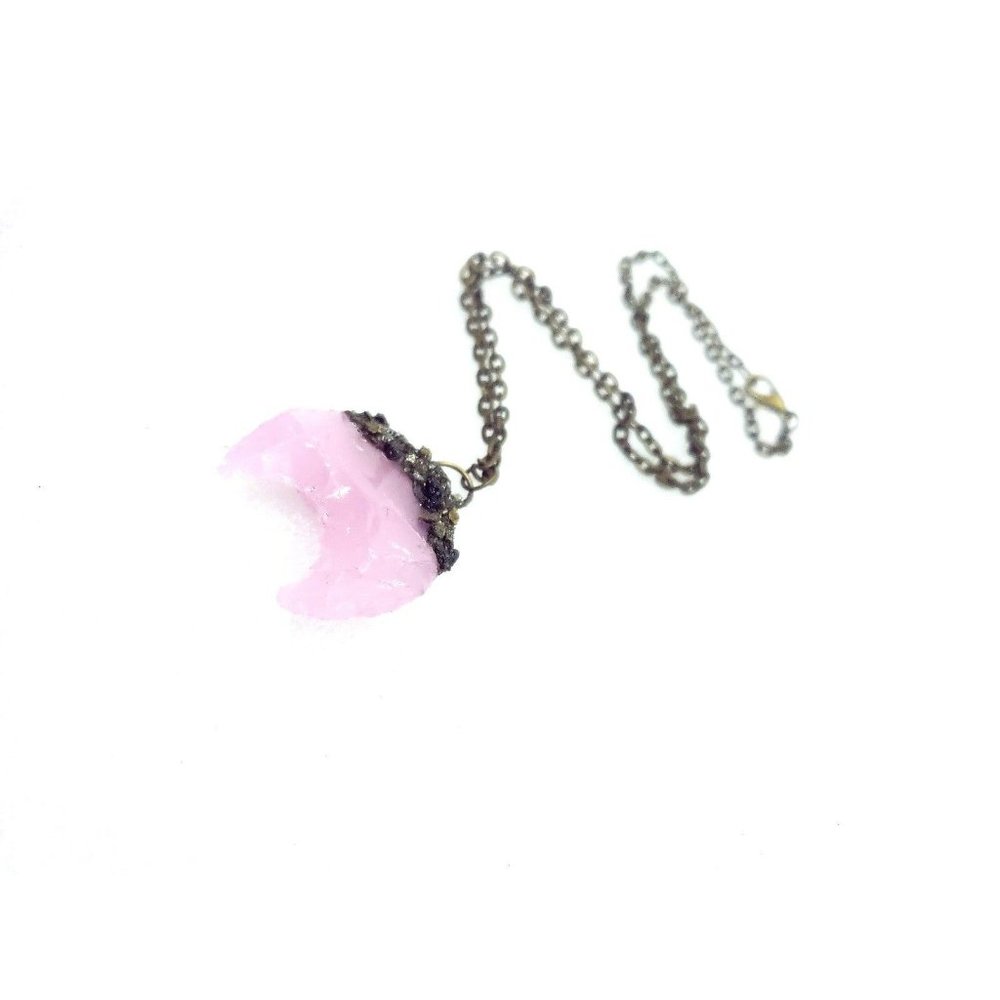 Pink moon and pyrite crystal Necklace - Picture 4 of 11
